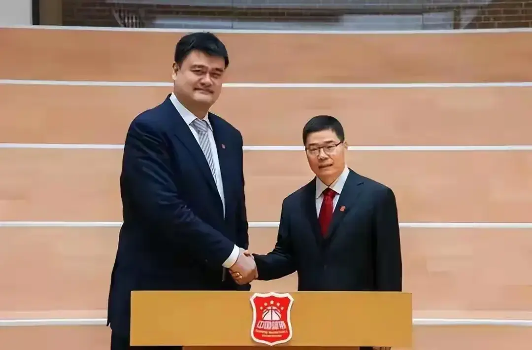 也算得上是, 论打篮球的