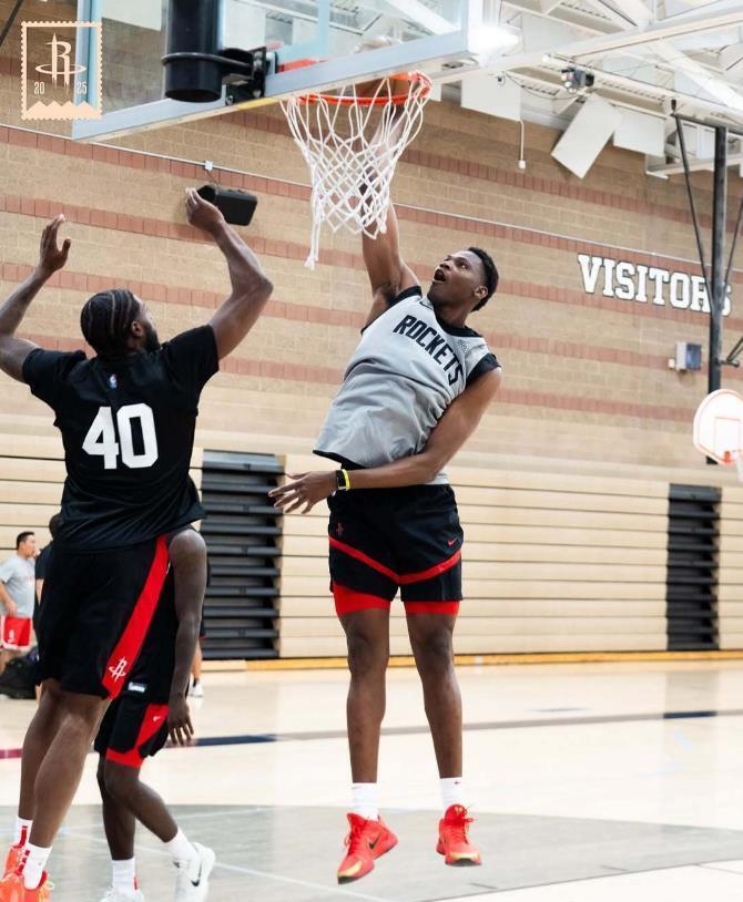 同还是非常, 篮技术不佳