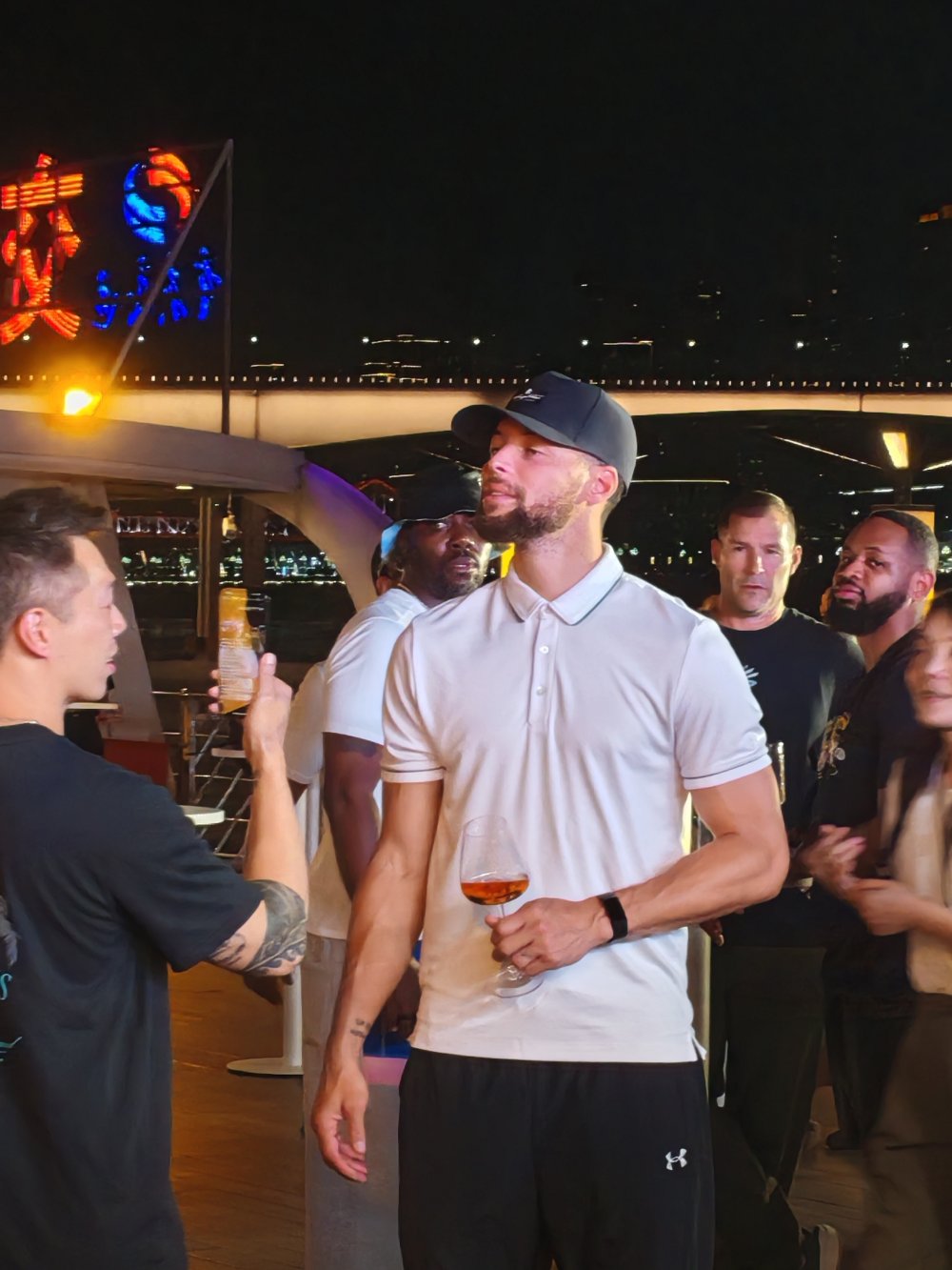 幸能通过交, Curry, 感极佳