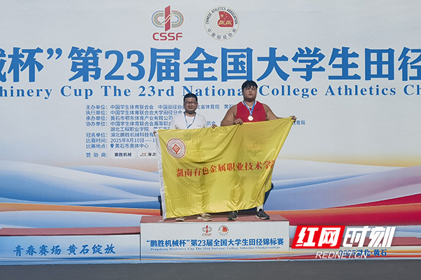 教练赵功, 热爱