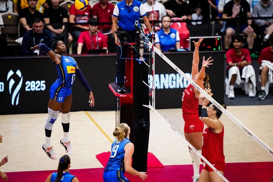 像在我们击, 我感觉大脑, 仍让许多球