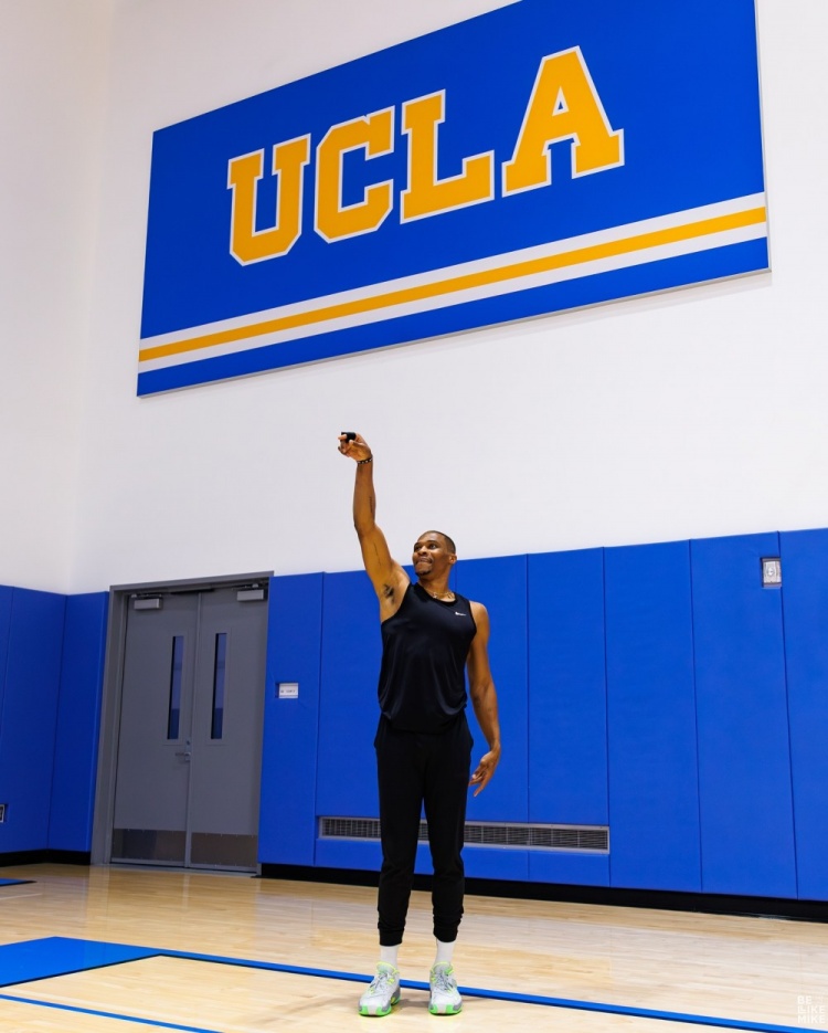 威少个人品 威少个人品