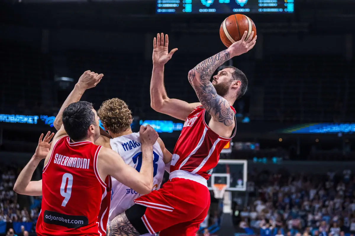 div, 桑德罗, 攻效率并且